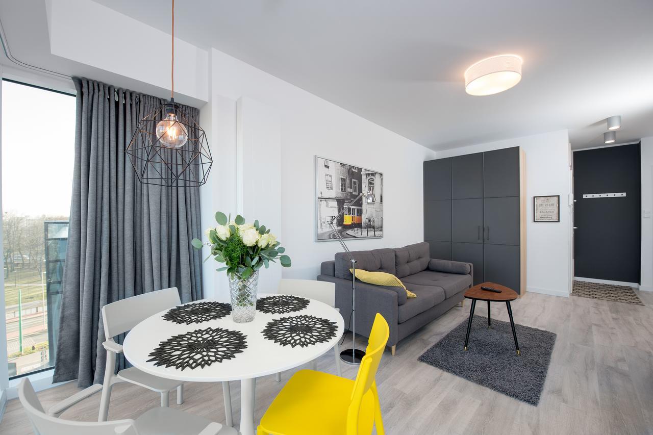 Apartamenty Benthos Towarowa Poznan Bagian luar foto